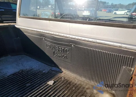 1986 Chevrolet C10 z USA, uszkodzony, nr VIN 1GCDC14H6GF428435